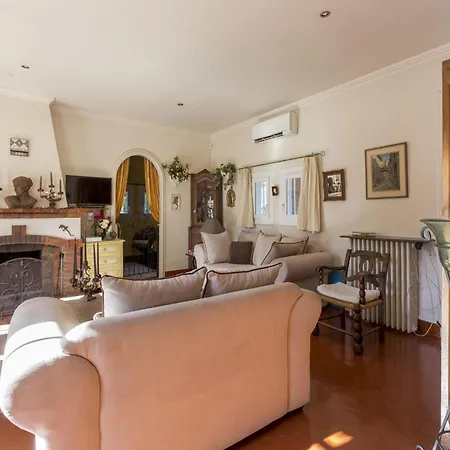 With Private Pool & Fréjus