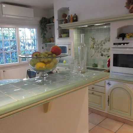 With Private Pool & וילה *