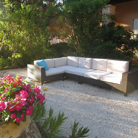 Villa With Private Pool &