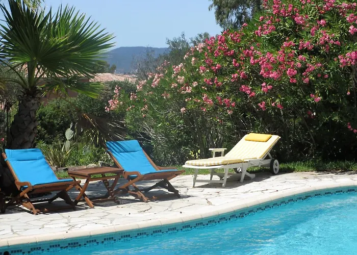 Villa With Private Pool &