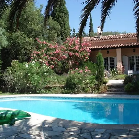 Villa With Private Pool &