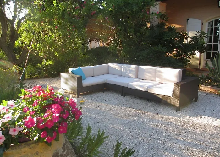 فيلة With Private Pool &